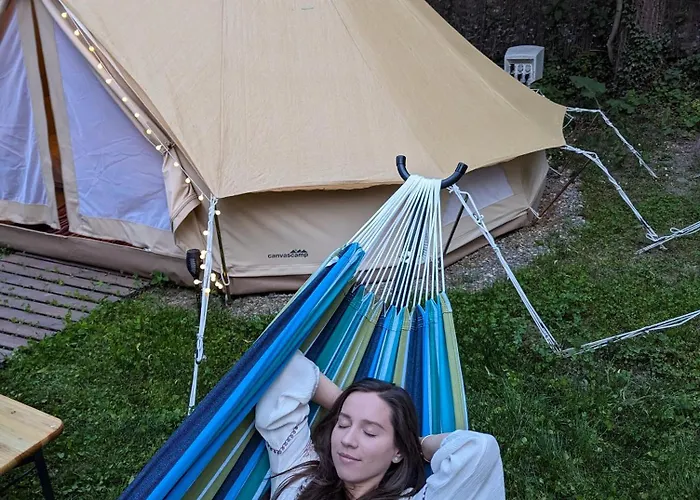 Camping Llavorsi Kamp alanı *